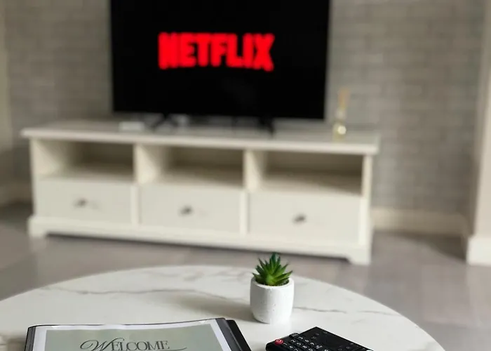 Nyaraló Stylish 3-bed With Parking - Ideal For Long *